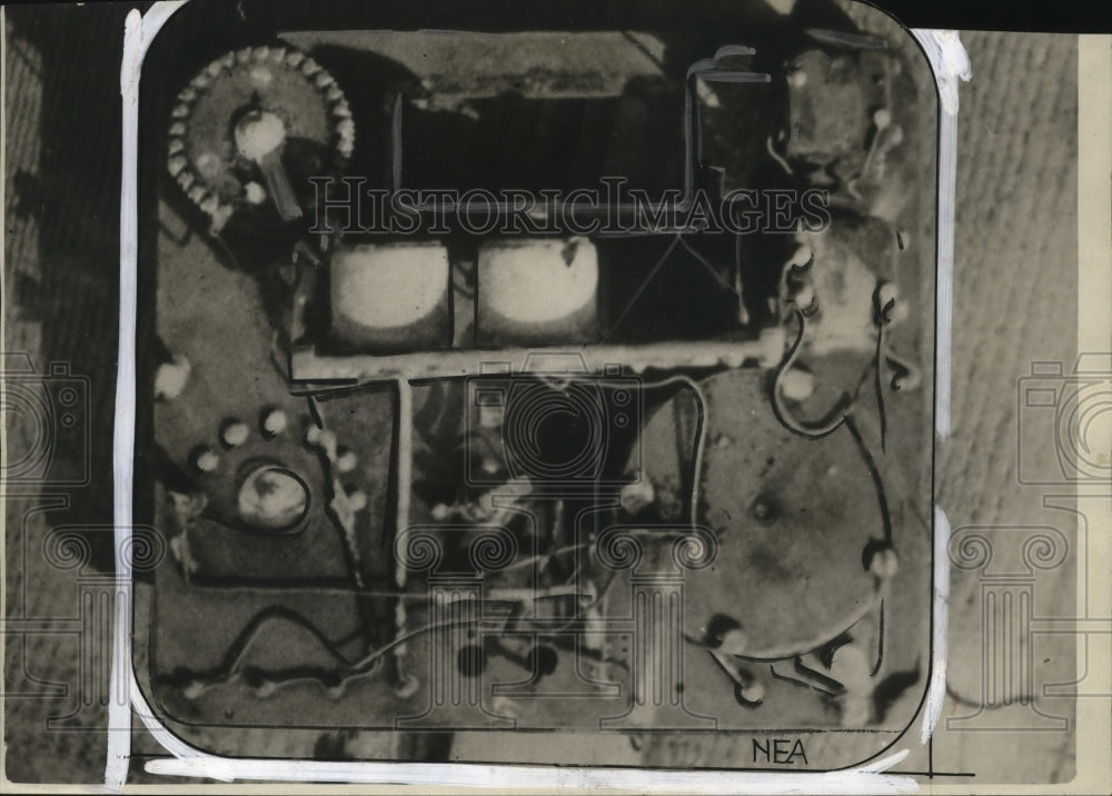 1929 Press Photo Radio from Plane Wreck Washed up at Big Sur, Carmel, California