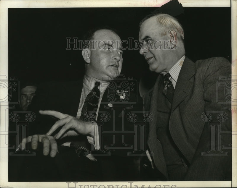 Load image into Gallery viewer, 1941 Press Photo Michael Quill &amp; Philip Murray at Transport Workers Union Rally
