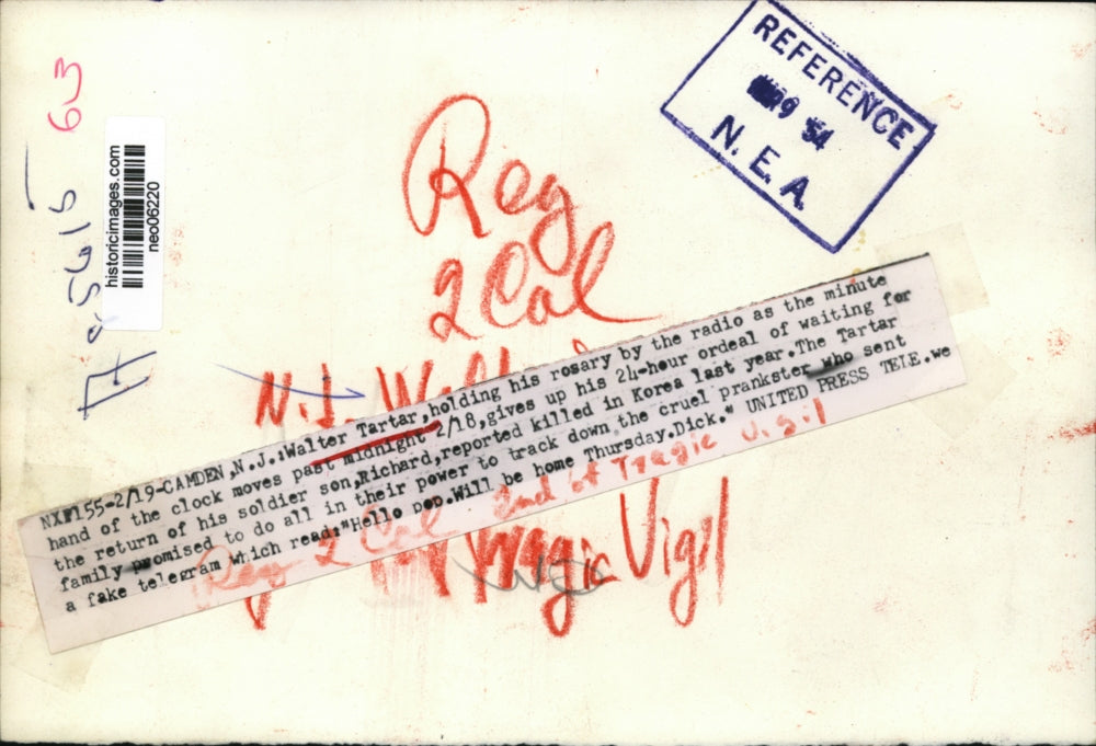 1954 Press Photo Walter Tartar Gives Up His 24-Hour Ordeal of Waiting For Son