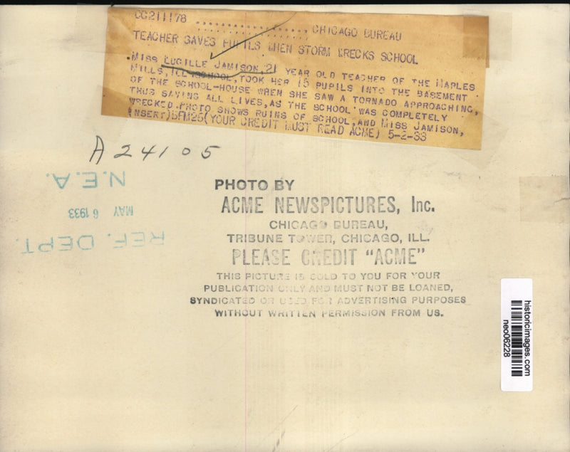 Load image into Gallery viewer, 1933 Press Photo Lucille Jamison Naples Mill School Tornado damage - neo06228
