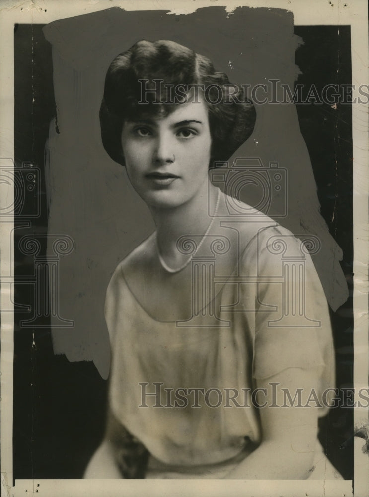 Load image into Gallery viewer, 1928 Press Photo Viscountess Deerhurst nee Nesta Donne - neo06563
