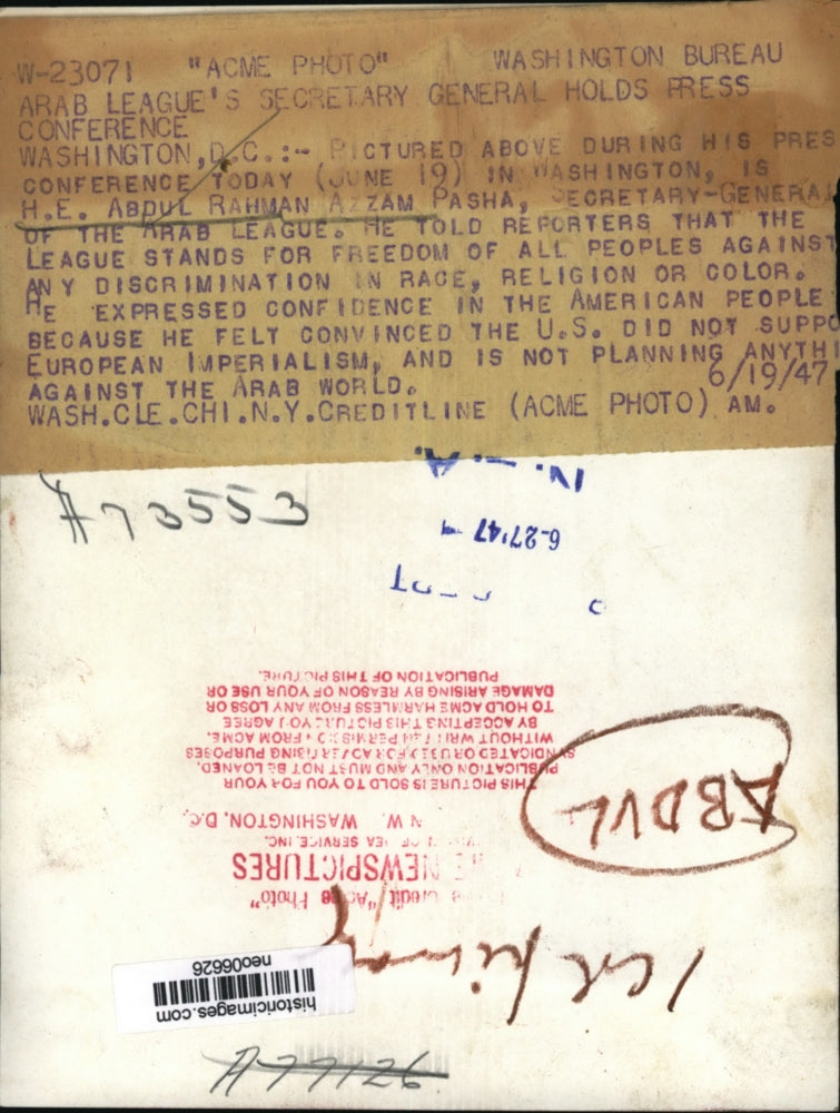 1947 Press Photo H.E. Abdul Rahman Azzam Pasha during press conference in D.C.