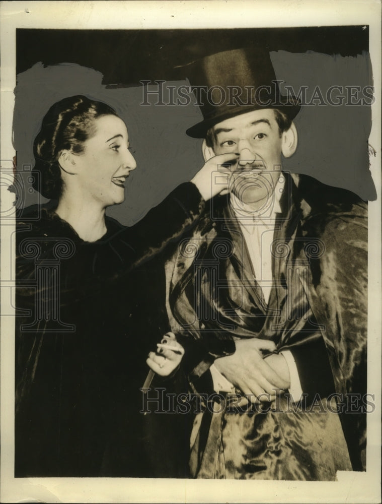 Load image into Gallery viewer, 1937 Press Photo Ernest Schlatter &amp; Graciela Trucco at Junior League Ball
