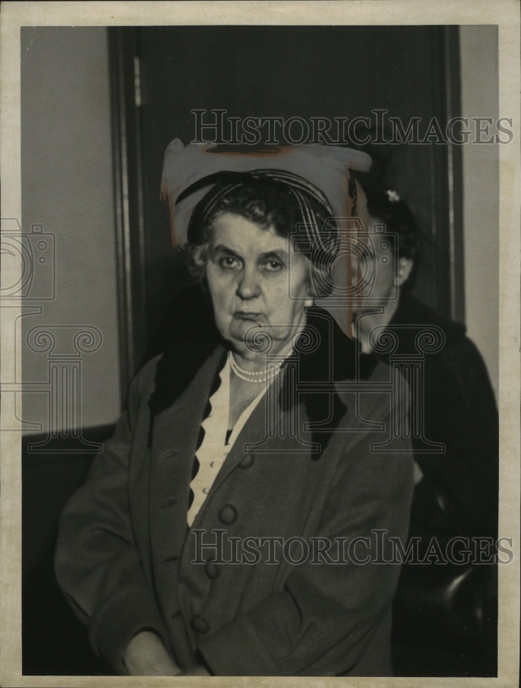 1957 Press Photo Mrs. Minnie Jennings Maple Heights - neo06845