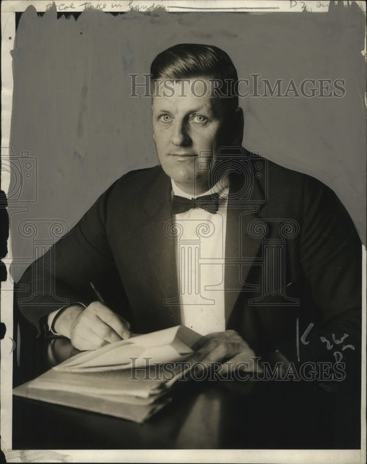 1924 Press Photo Earl J Davis Of Detroit - neo06974