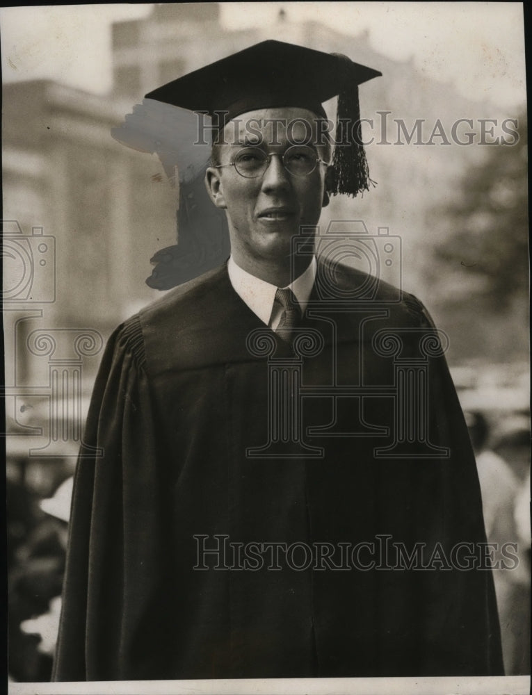 1933 Press Photo Wilder B. Huston, "America's Brightest Boy" Graduating MIT