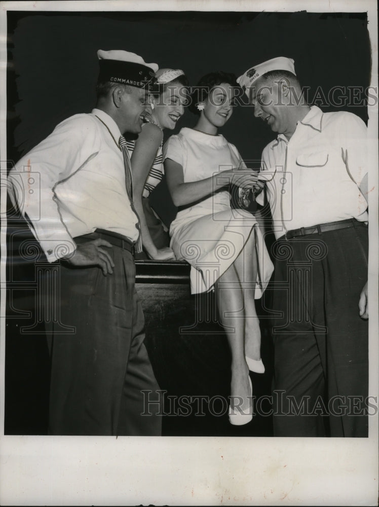 Load image into Gallery viewer, 1956 Press Photo Fred W. Thacker, Donna Gareau, Arthur Ranly &amp; his wife Eileen
