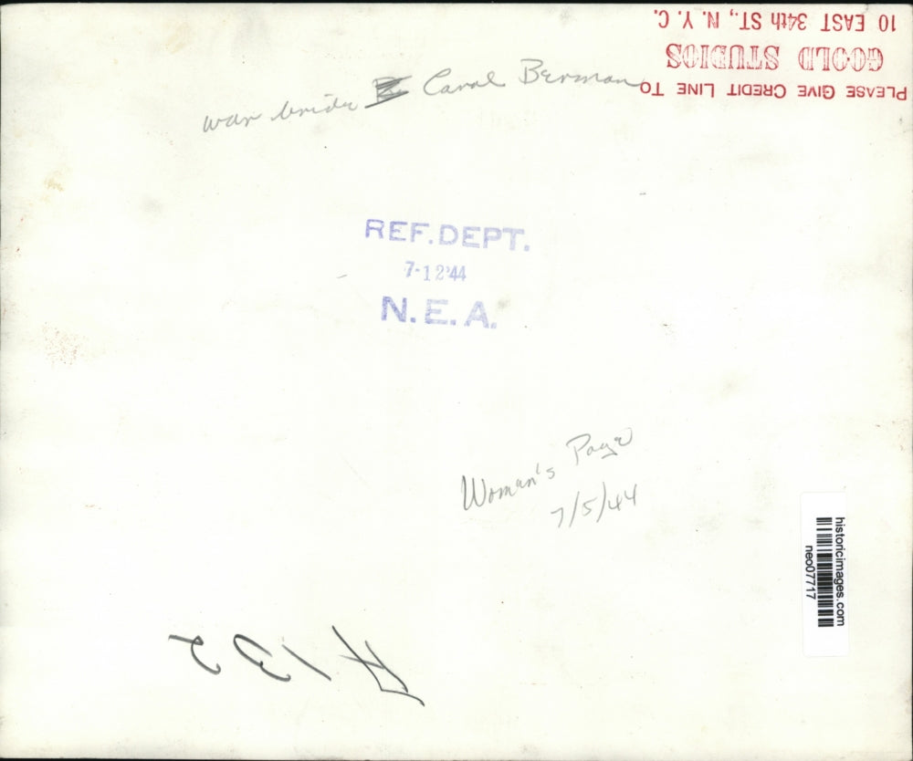 1944 Press Photo War Bride Carol Berman - neo07717