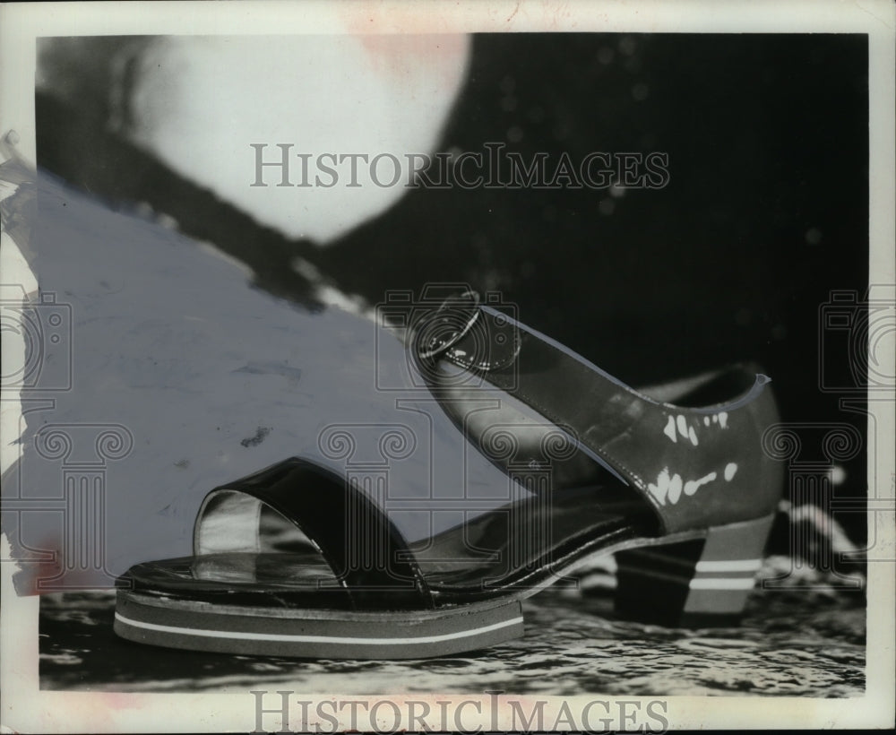 1967 Press Photo Women's Shoe - neo07747