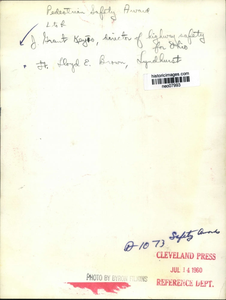 1960 Press Photo Lloyd E. Brown Given Pedestrian Safety Award by J. Grant Keys