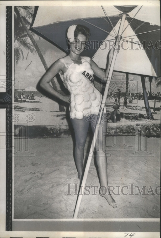 1964 Press Photo Barbara McGlothlin of Arkansas for Miss Universe Pageant