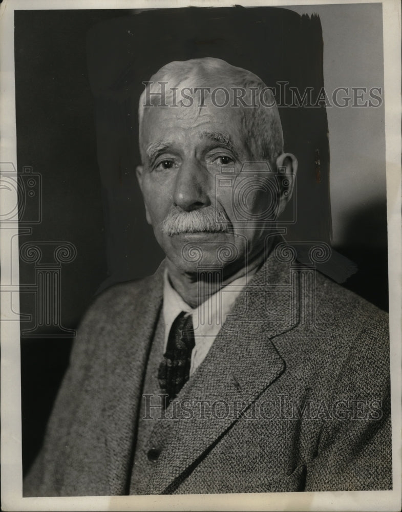 1932 Press Photo Frederick Schill Grandfather sentenced to workhouse - neo08159