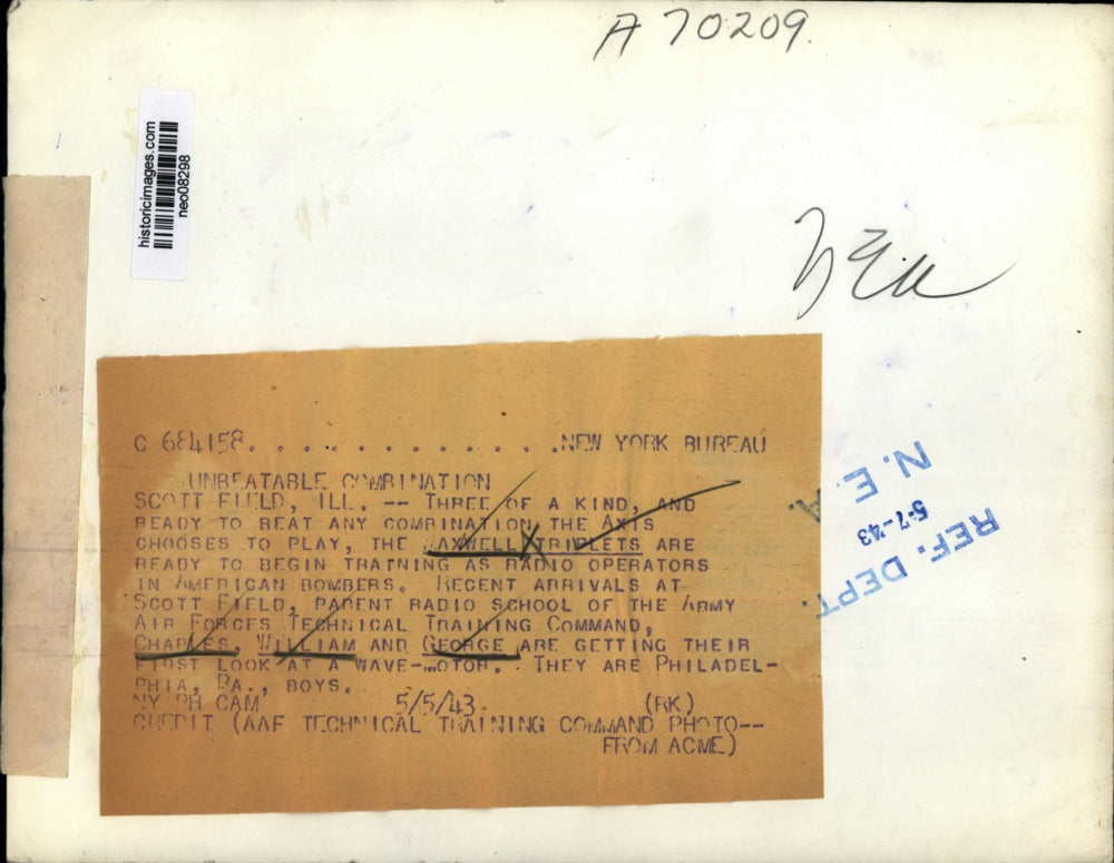 1943 Press Photo Triplets Charles, William, & George Maxwell Radio Operators