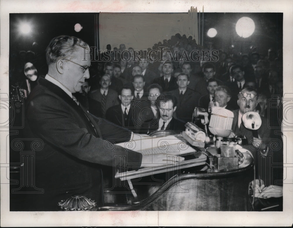 1953 Press Photo Josip Broz Tito Taking Oath as President of Yugoslavia