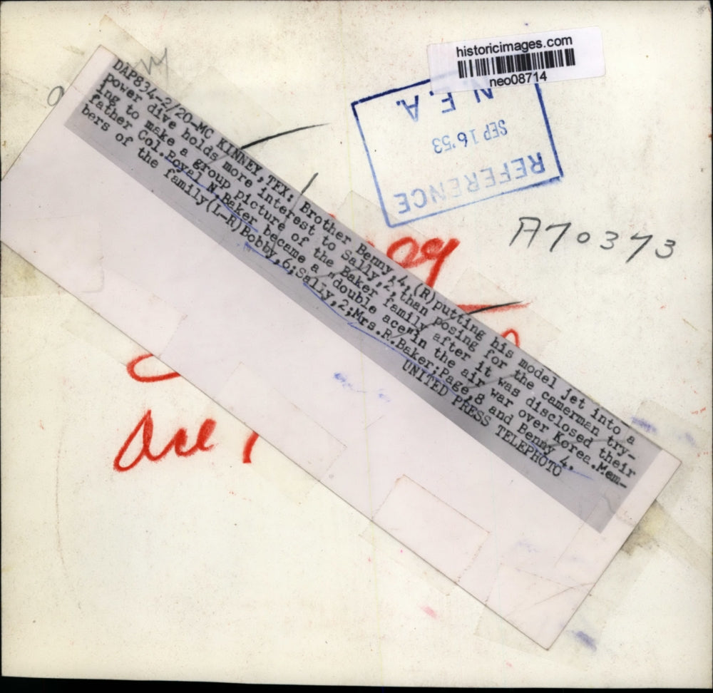 1953 Press Photo Family of Korean War Ace Colonel Royal N. Baker, Mckinney Texas