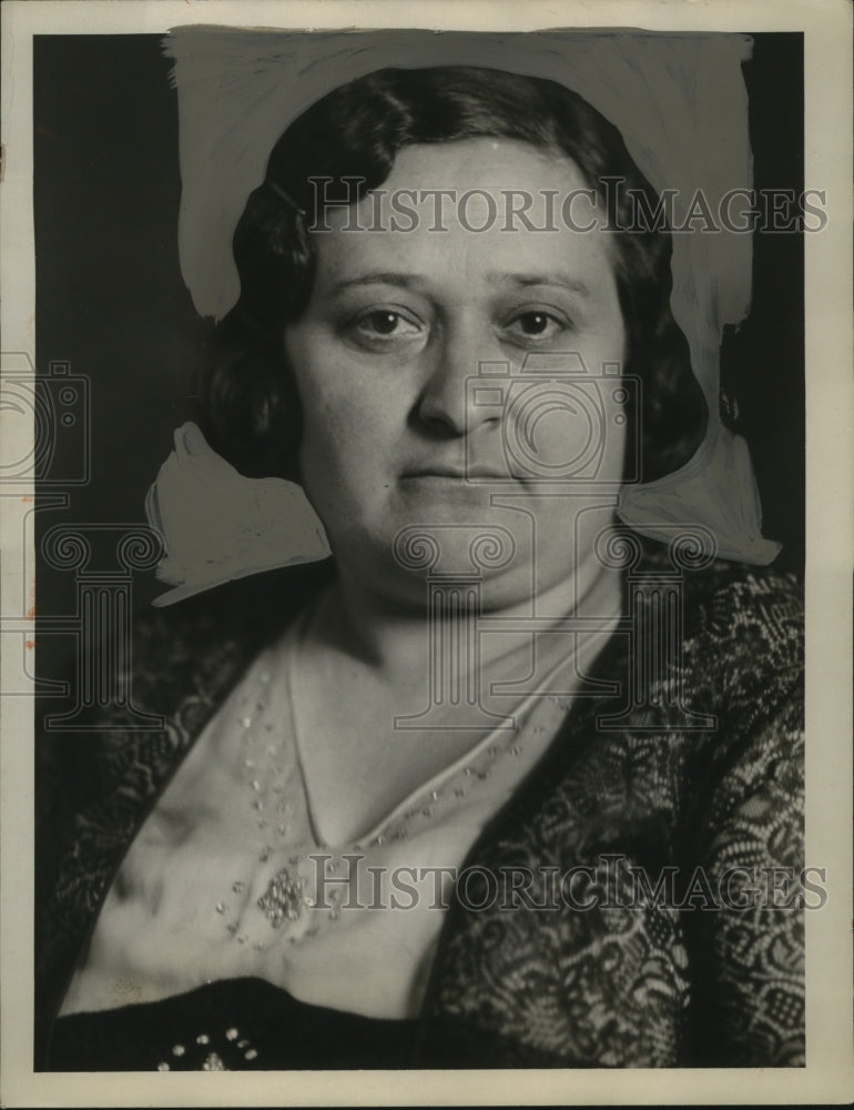1933 Press Photo Mrs. F.T. Rumenski, President Nathan Hale PDA - neo08736