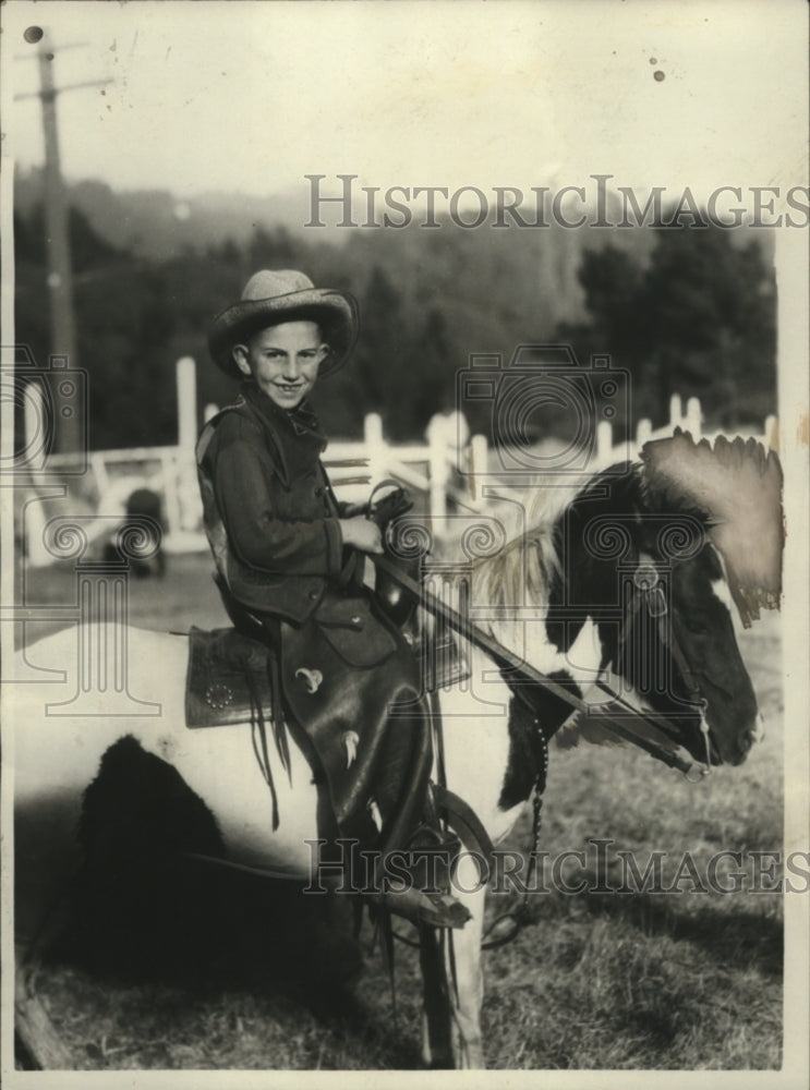 1930 Press Photo Richard Milton, Youngest Stockraiser on Pacific Coast