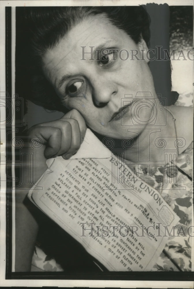 1959 Press Photo Margaret DiLoreto of Everett, MA Mother of Airman in Jet Crash- Historic Images