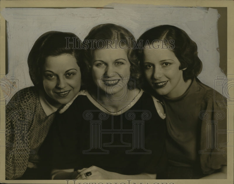 Load image into Gallery viewer, 1933 Press Photo susina De Mineo, Dorothea Hahn &amp; Althea - neo09579
