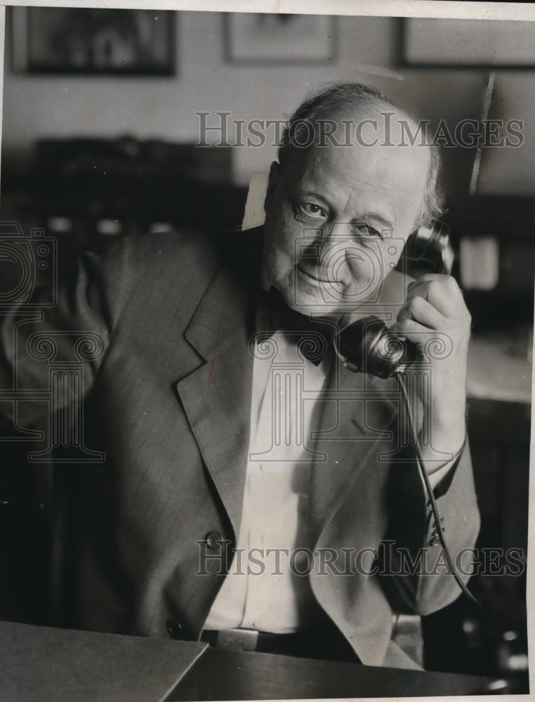 1932 Press Photo Atlee Pomerene Former Senator in Cleveland Law Office