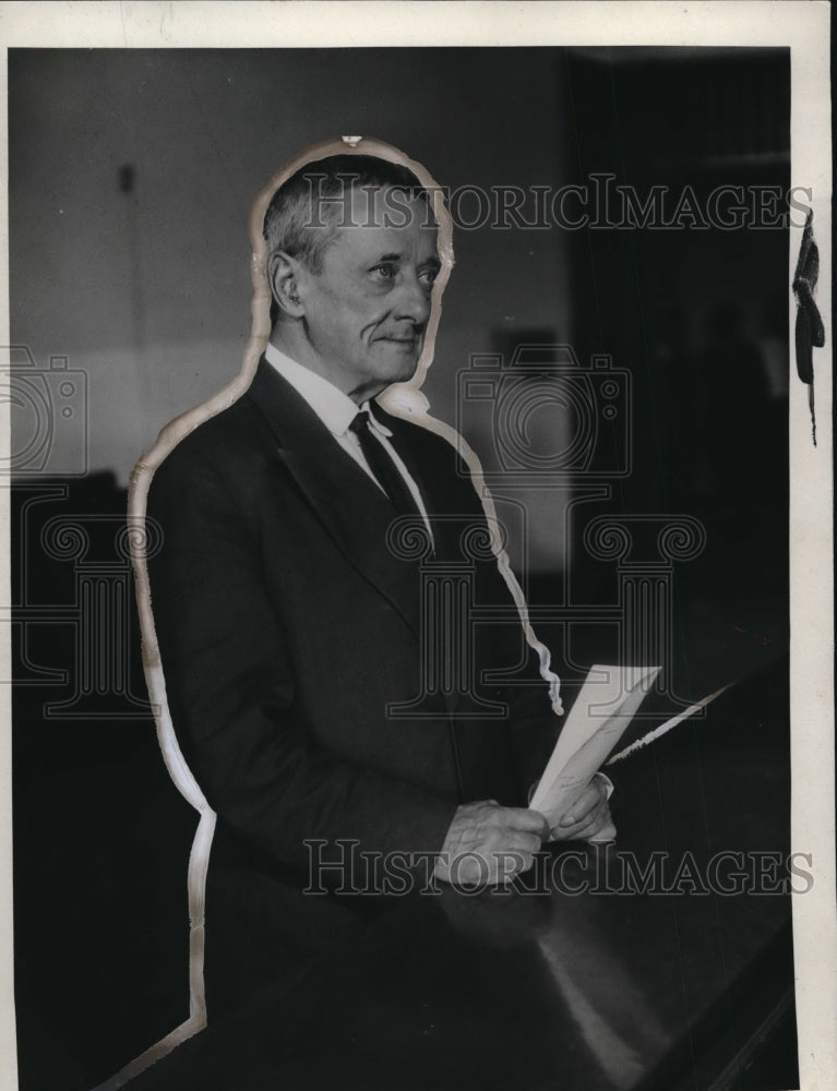 Load image into Gallery viewer, 1932 Press Photo C Stuart - neo10052
