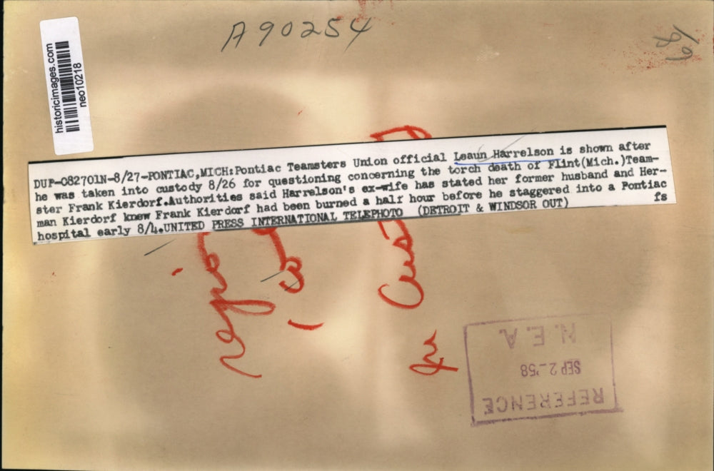 1958 Press Photo Teamsters' Leaun Harrelson in custody about torch death case