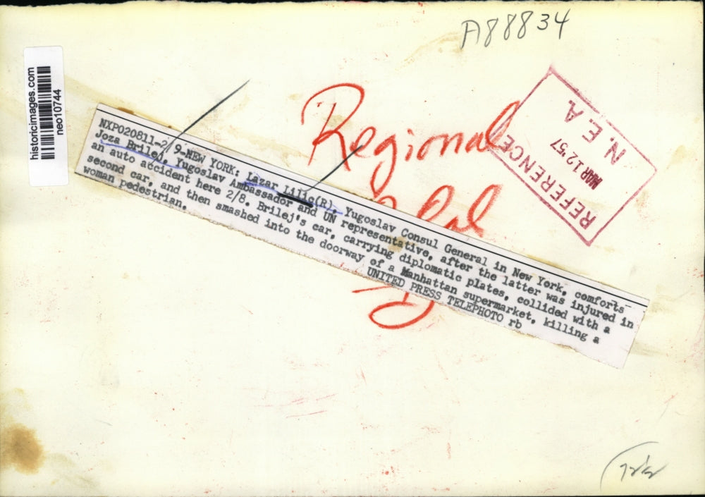 1957 Press Photo Lazar Lilic with Joza Brilej After Car Accident in New York