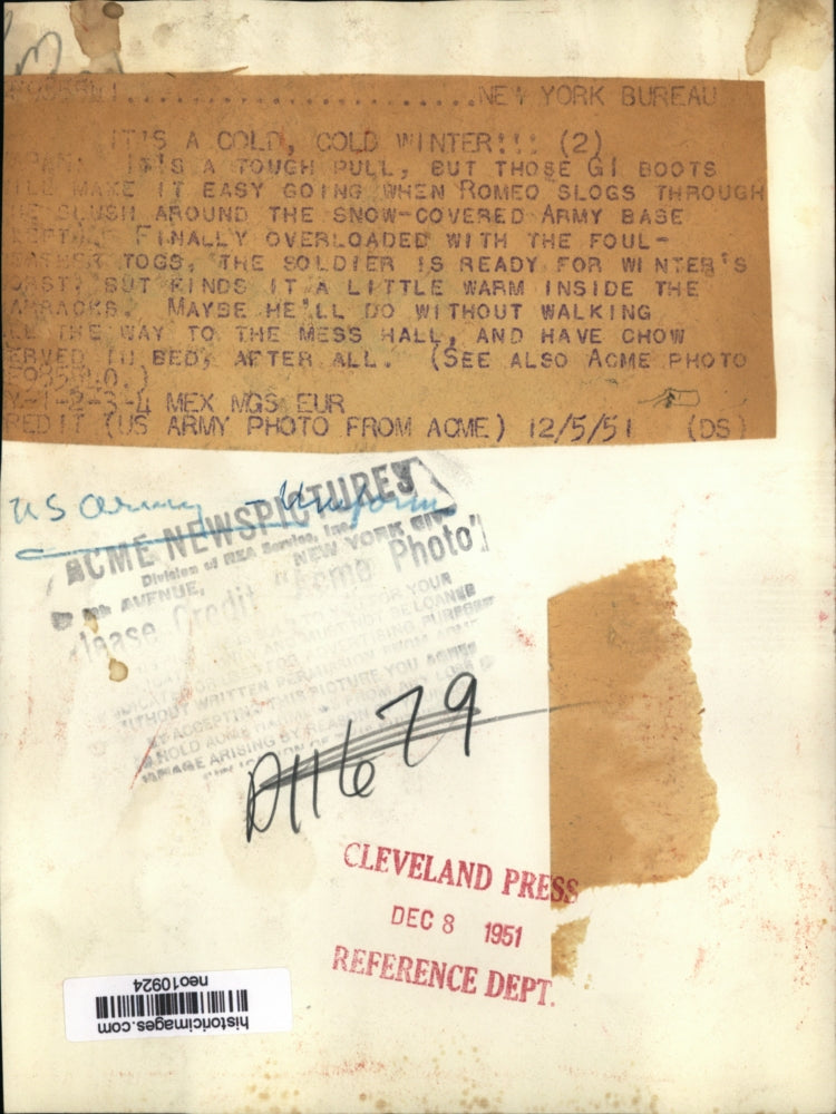 1951 Press Photo US Army Solider in Winter Suit - neo10924