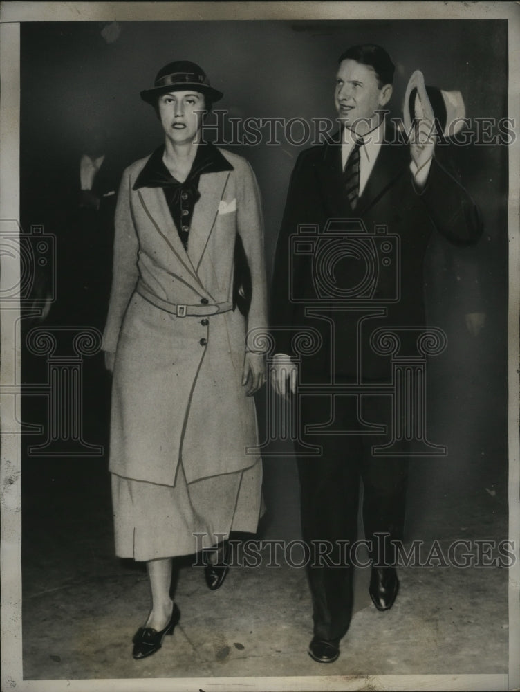 1934 Press Photo Col. Luke Lea, Dr. & wife entered TN Supreme Court Bldg