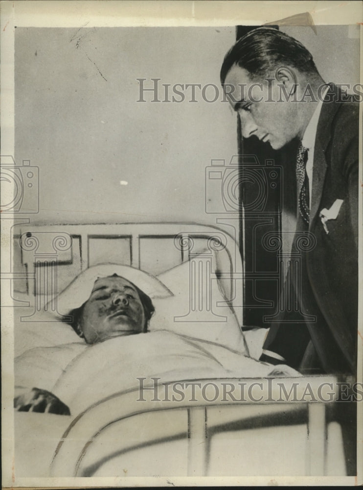 1932 Press Photo Valerie Hizenski with son Joseph attacked attempted robbery