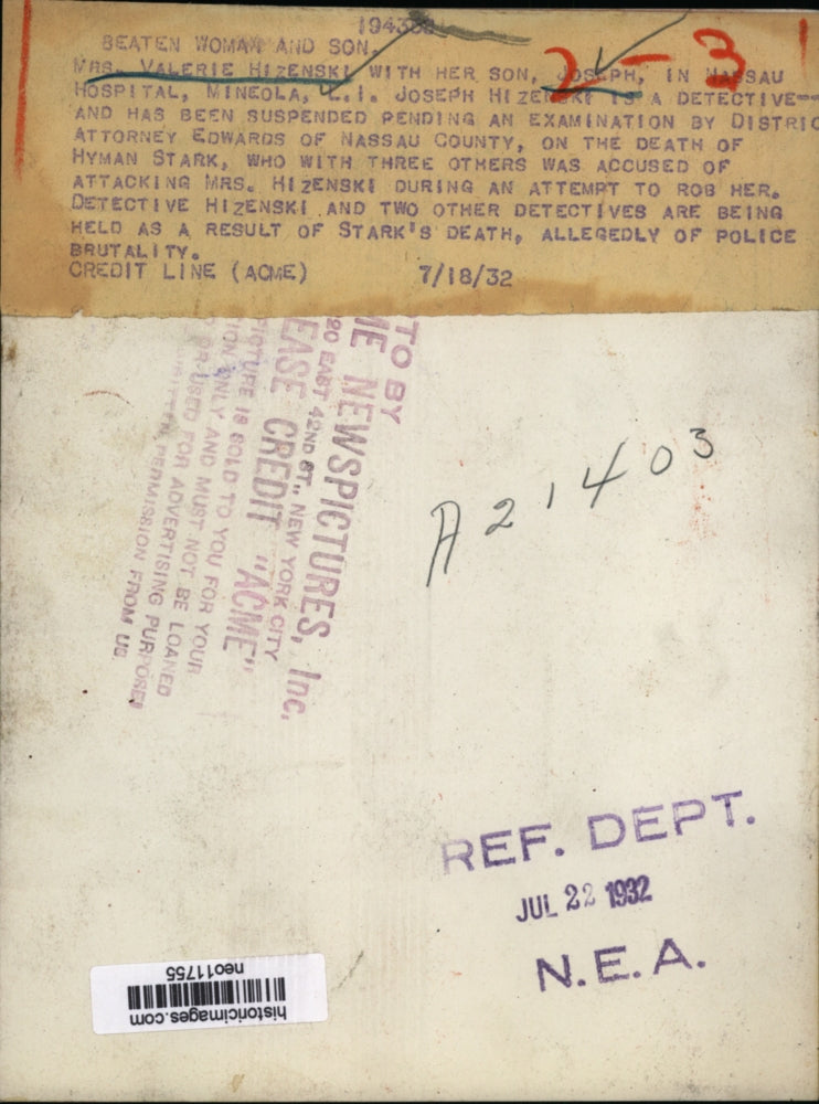 1932 Press Photo Valerie Hizenski with son Joseph attacked attempted robbery