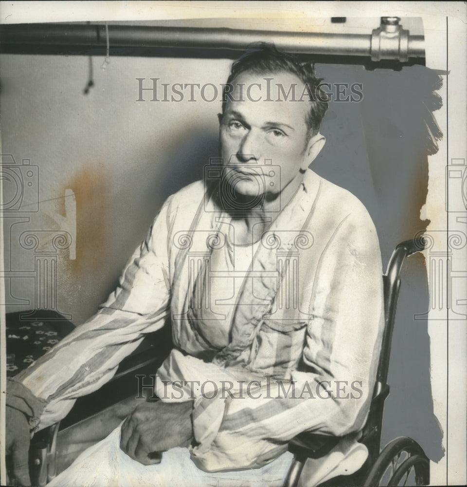 1959 Press Photo William Sedgewick in Middleboro Hospital after being hostage
