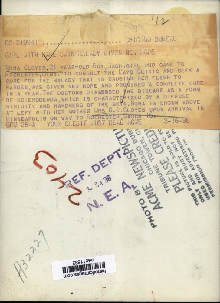 1936 Press Photo Nona Cloyes & Mother Mrs. G.W. Cloyes in Minneapolis