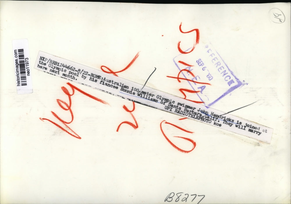 1960 Press Photo Swimmer John Hendricks & Fiancee Bonnie Williams - neo11973