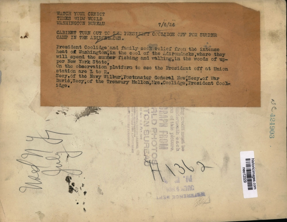 1926 Press Photo President Calvin Coolidge & First Lady at Union Station in D.C.