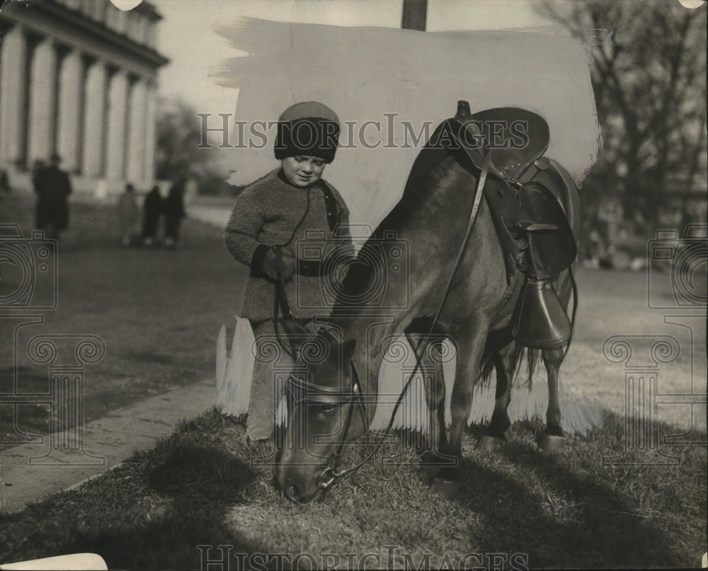 1925 Press Photo Senor Don Manuel C Tellez of Mexico Daughter w/ Horse