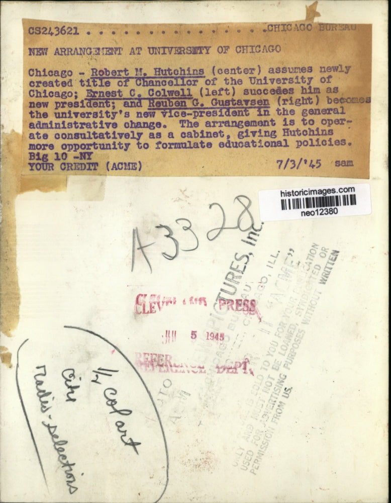 1945 Press Photo New cabinet arrangement at University of Chicago - neo12380