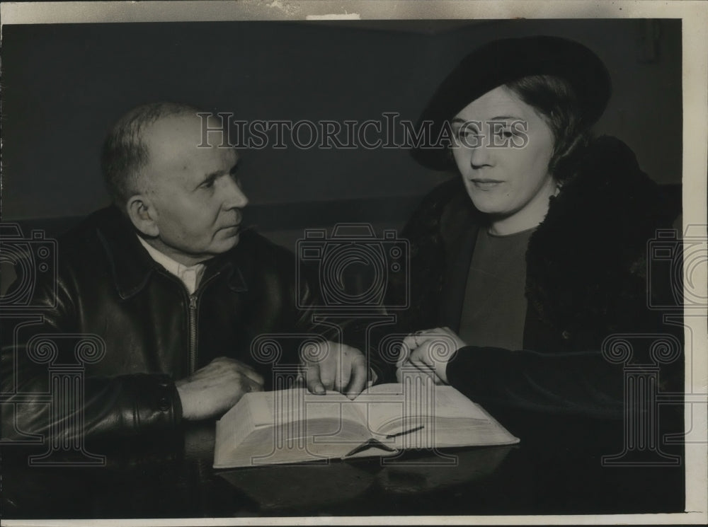 1936 Press Photo Charles Parker & Georgia Farber in Alienation suit - neo12430