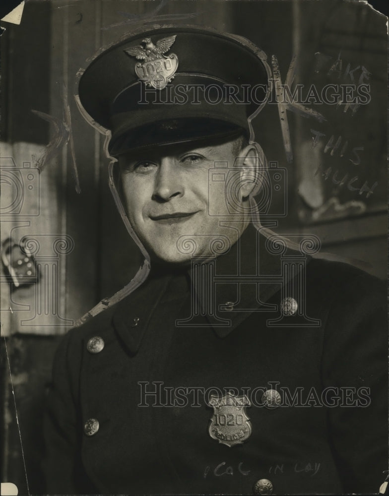 1923 Press Photo Policeman William F Miller of Cleveland Ohio - neo12488