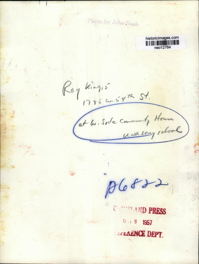 1957 Press Photo Ray King at Cleveland west side day nursery - neo12764