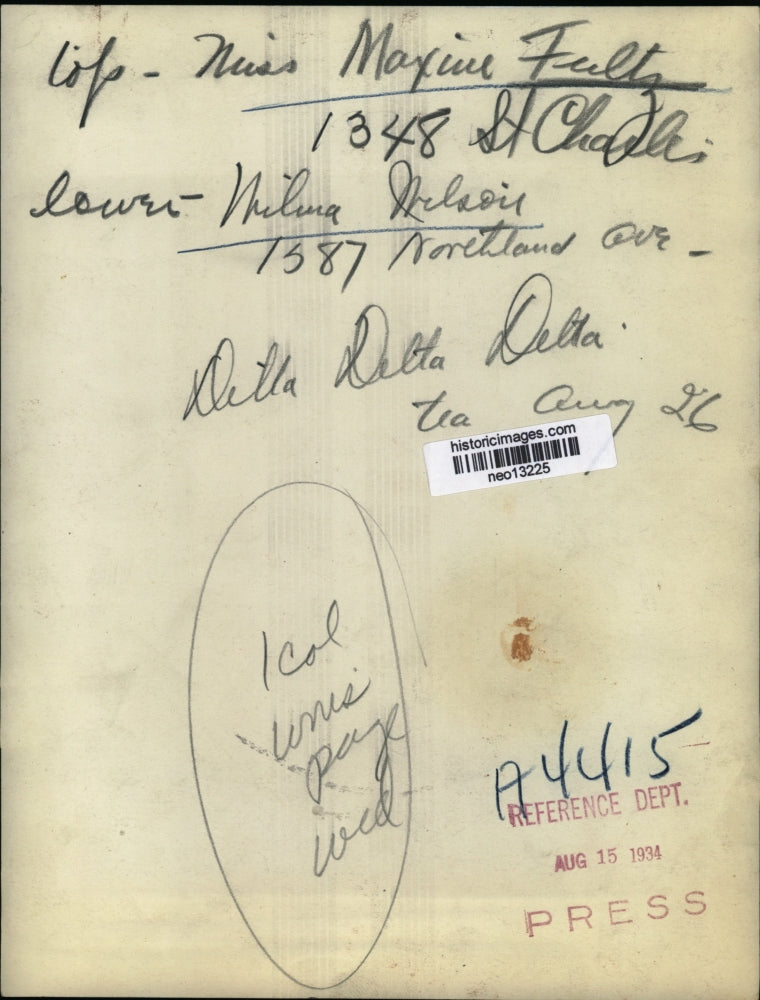 1934 Press Photo Miss Maxine Feilts & Milina Nelson Deltra Delta Delta Tea