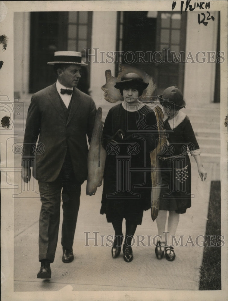 1922 Press Photo Eva Lavoy Sister of Murdered Edith Lavoy, Long Island