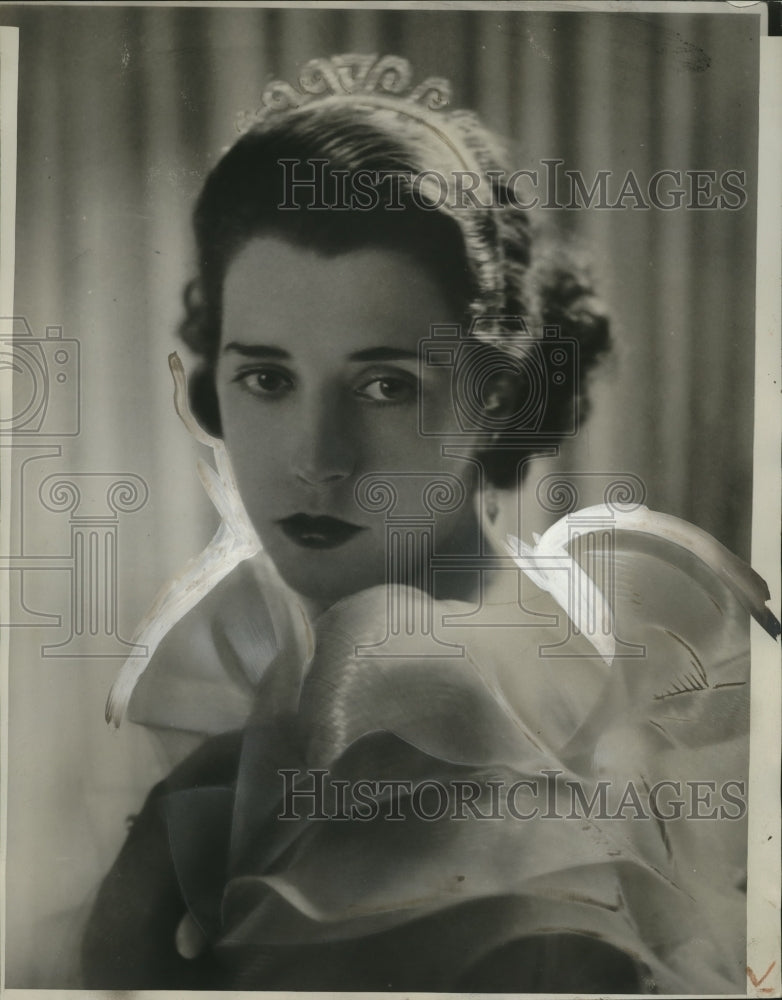 Load image into Gallery viewer, 1934 Press Photo Beverly Schaeffer - neo13332
