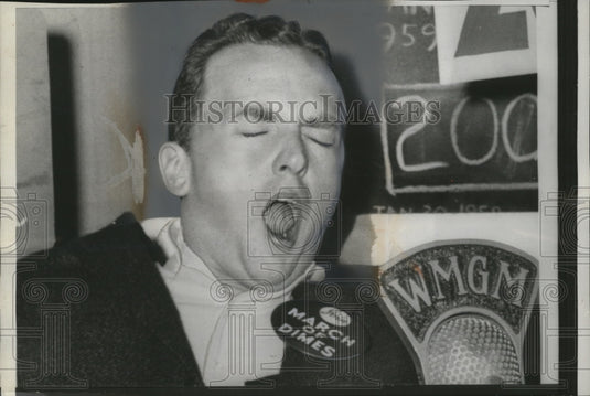 1959 Press Photo Dsc jockey P Trpp goes 200 hours sleepless for March of Dimes
