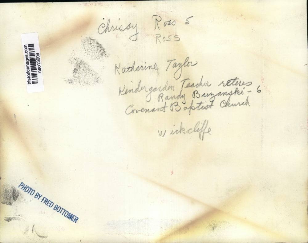 Press Photo Chrissy Ross with tacher Katherine Taylor in Cleveland - neo13909