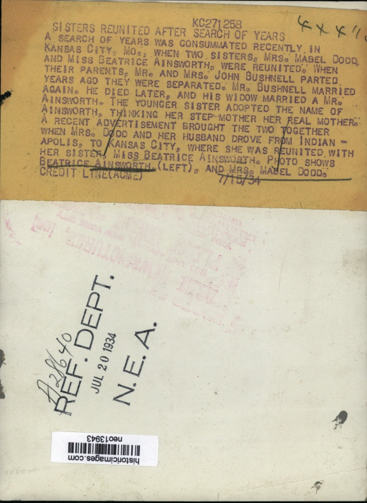 1934 Press Photo Beatrice Ainsworth, Mabel Dodd, sisters reunited after search