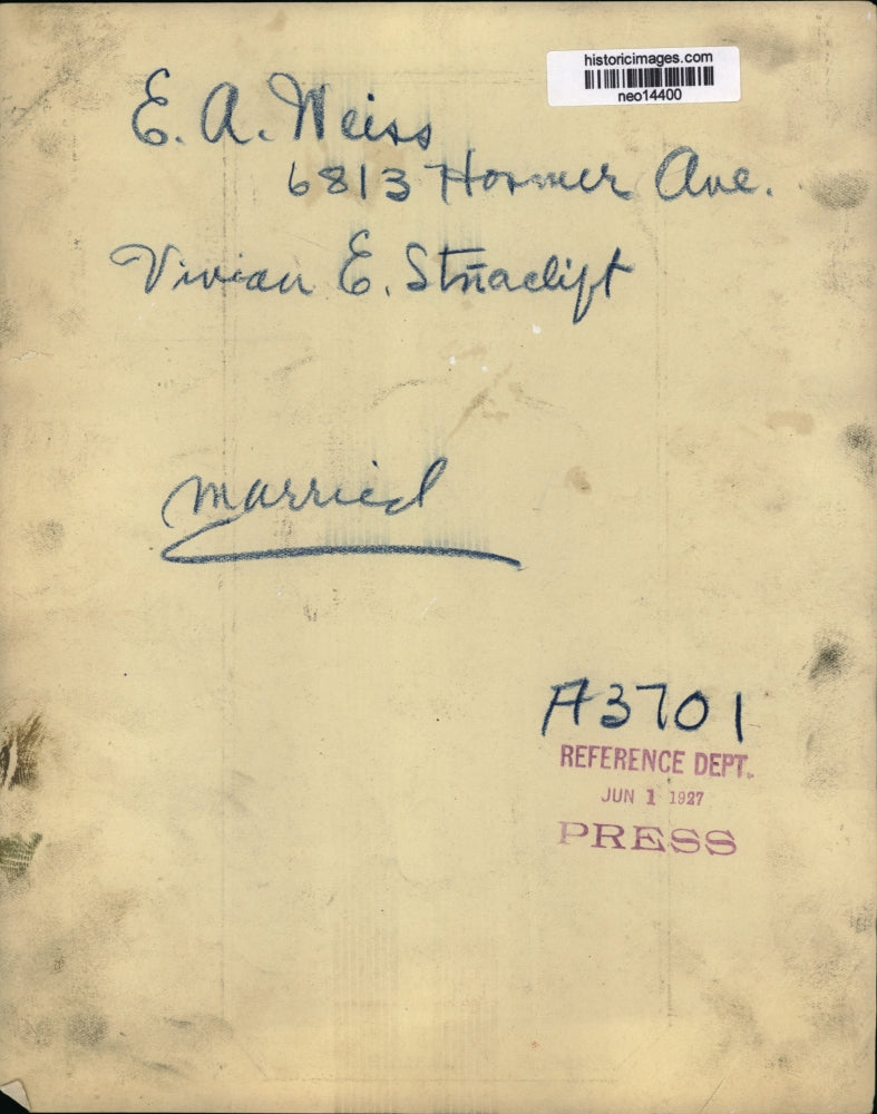 1927 Press Photo E.A. Weiss & Vivian E. Stnaclift, Married - neo14400