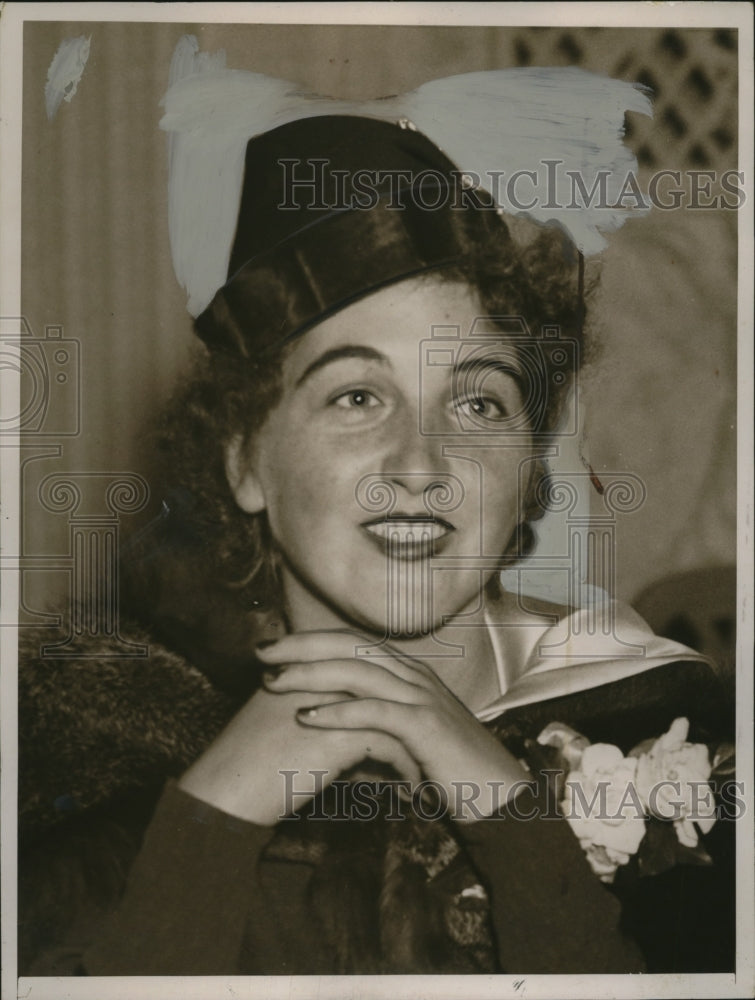 1936 Press Photo Janet Olcott married name is Mrs. WM C. Cavanaugh - neo14708