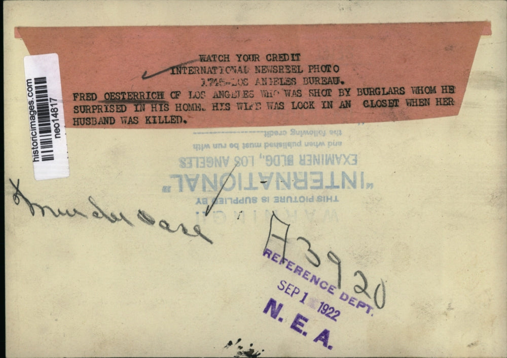 1922 Press Photo Fred Oesterrich of LA shot by burglars at his CA home