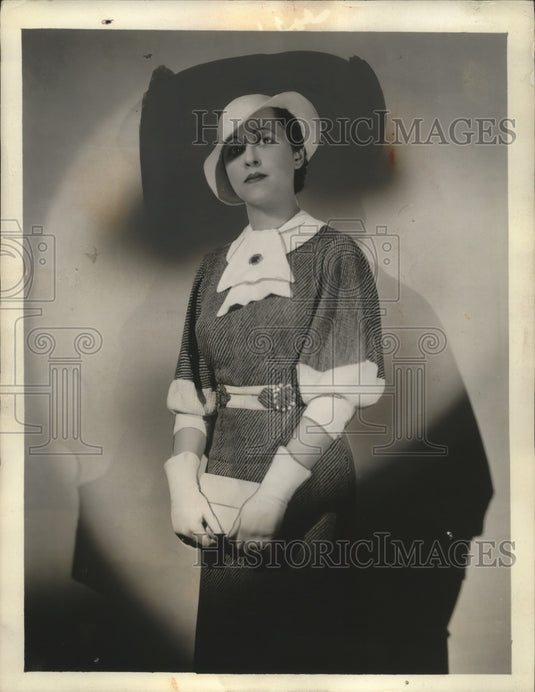1933 Press Photo Lucille Peterrson NBC soprano for musical comedy on radio